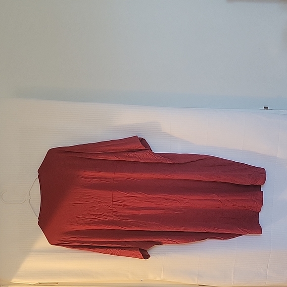 Plus size T-shirt - Picture 3 of 3